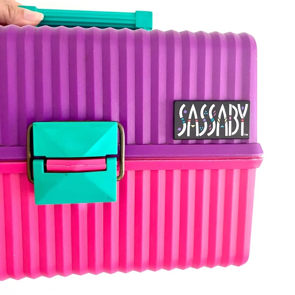 Vintage 80’s Sassaby pink & purple makeup travel tote organizer holder